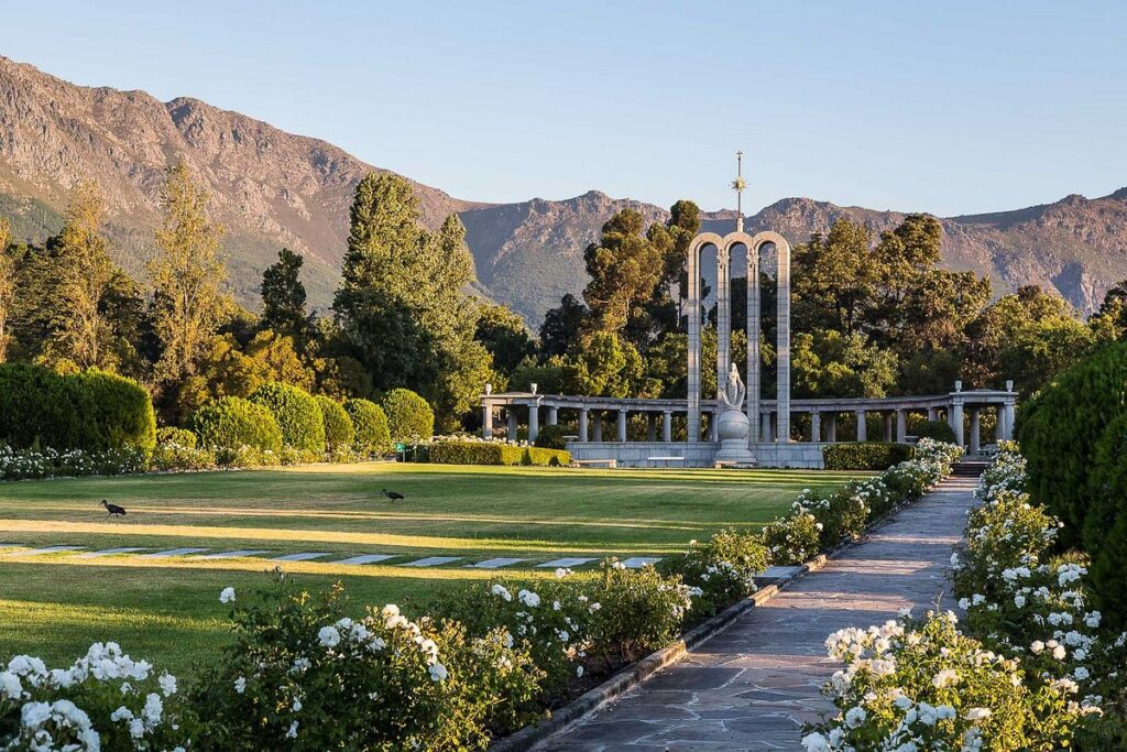 capture-the-essence-of La Clé Lodge