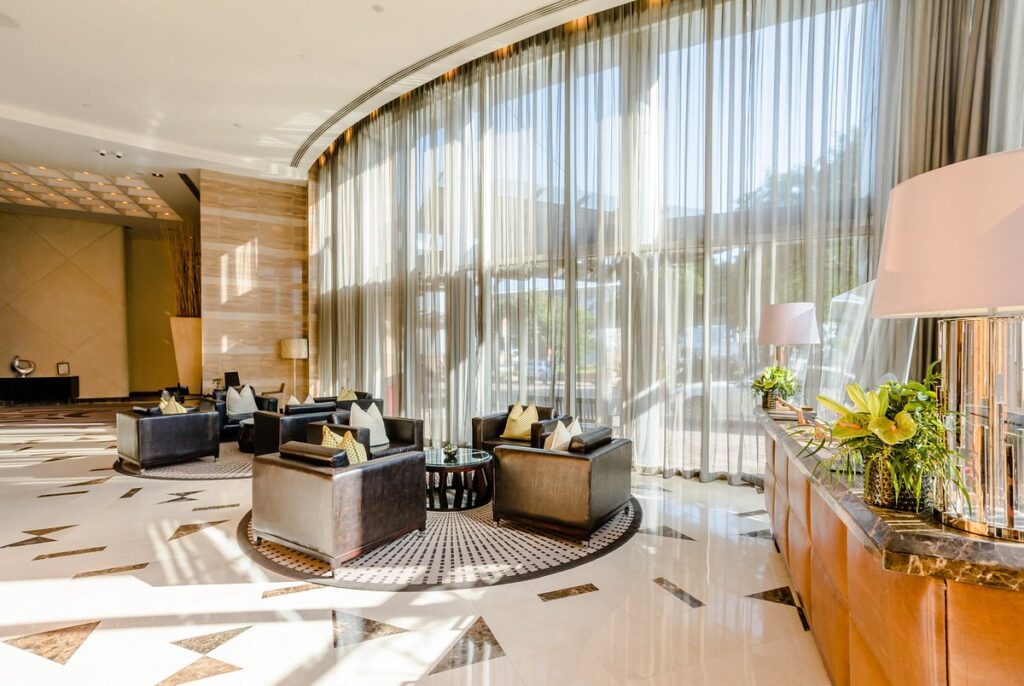 hotel-lobby-lounge