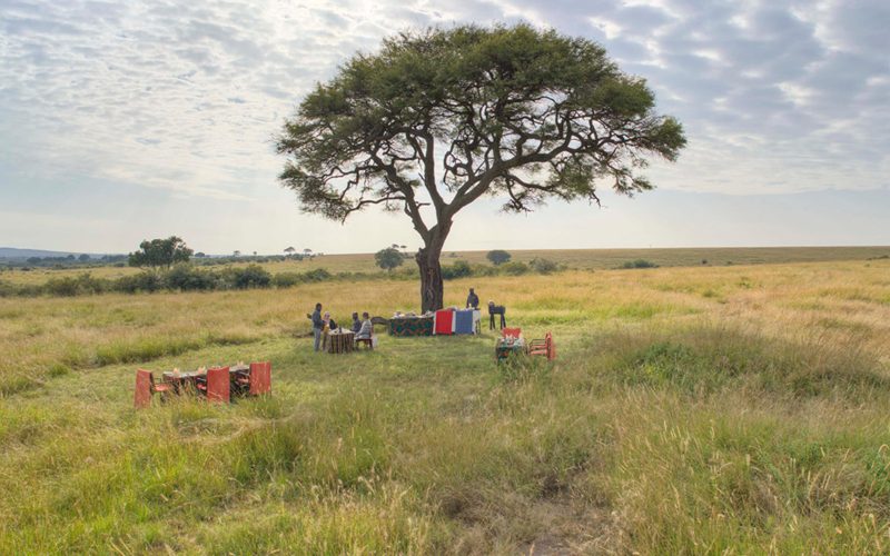Olakira Camp Bush breakfast