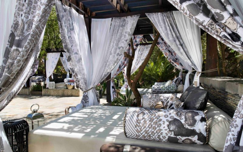 One&Only Cape Town daybeds_2