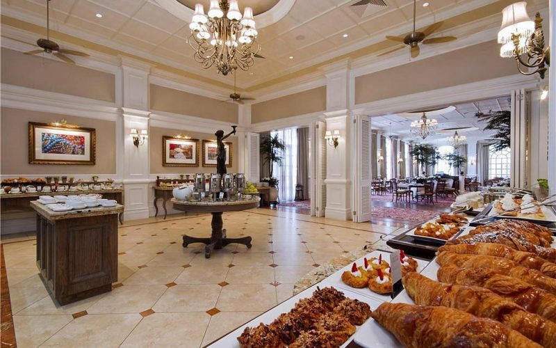 The Boardwalk Hotel dining area