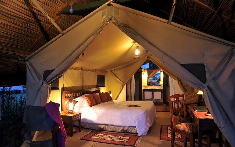 sweetwaters_regular_tent_interior